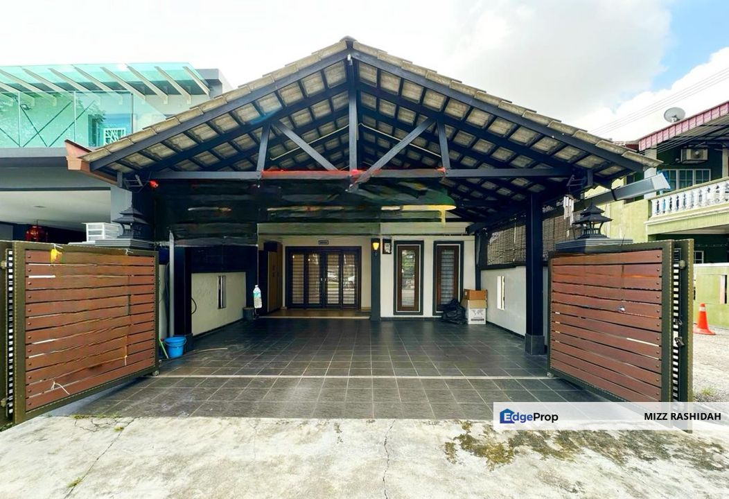 BANDAR BUKIT TINGGI, BANDAR BOTANIC KLANG SELANGOR, DOUBLE STOREY HOUSE, SEBERANG GIANT HYPERMARKET, RENOVATED FOR SALE, Selangor, Bandar Botanic/Bandar Bukit Tinggi