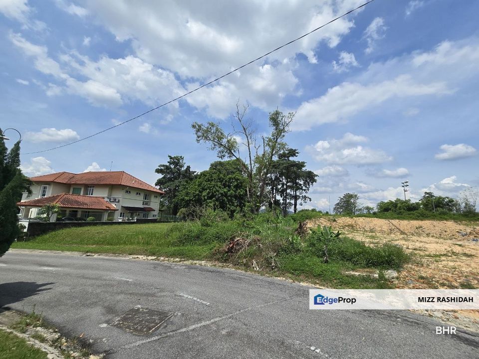 SAUJANA IMPIAN KAJANG SELANGOR, GOLF VIEW BUNGALOW LOT FOR SALE, Selangor, Kajang