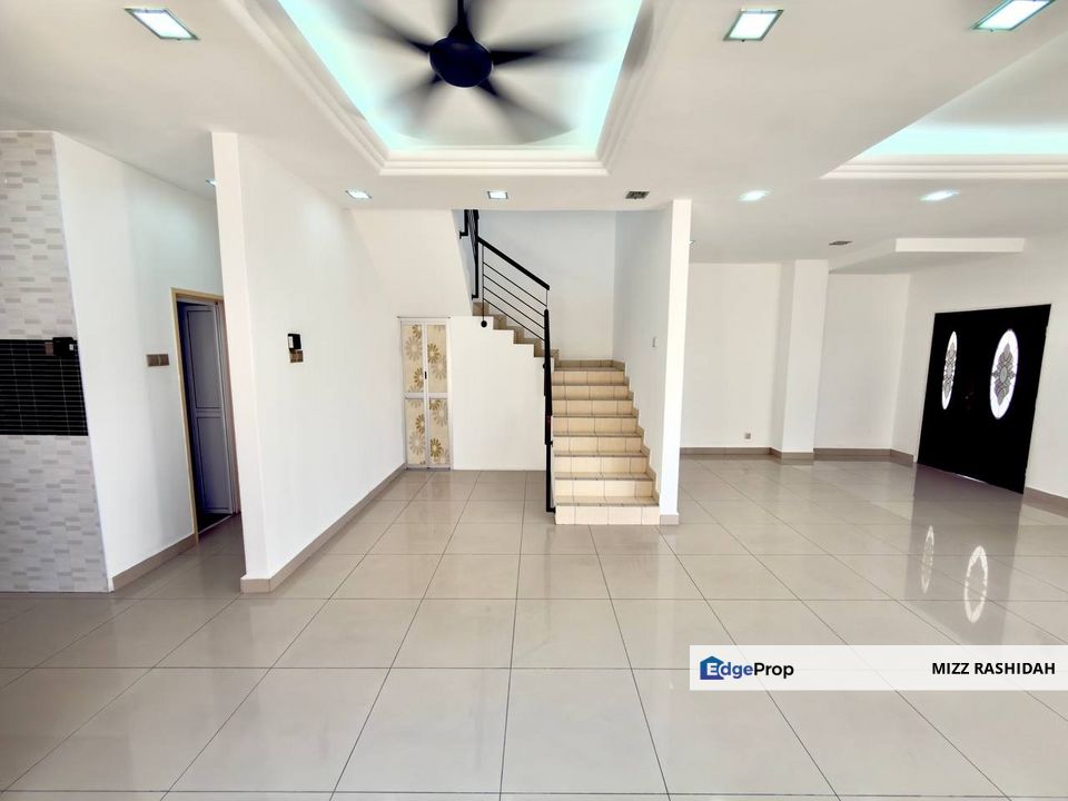  BANDAR COUNTRY HOMES, RAWANG SELANGOR, SEMI D 2 Storey Taman Desa Mas, RENOVATED, LOW DEPOSIT FOR SALE, Selangor, Rawang