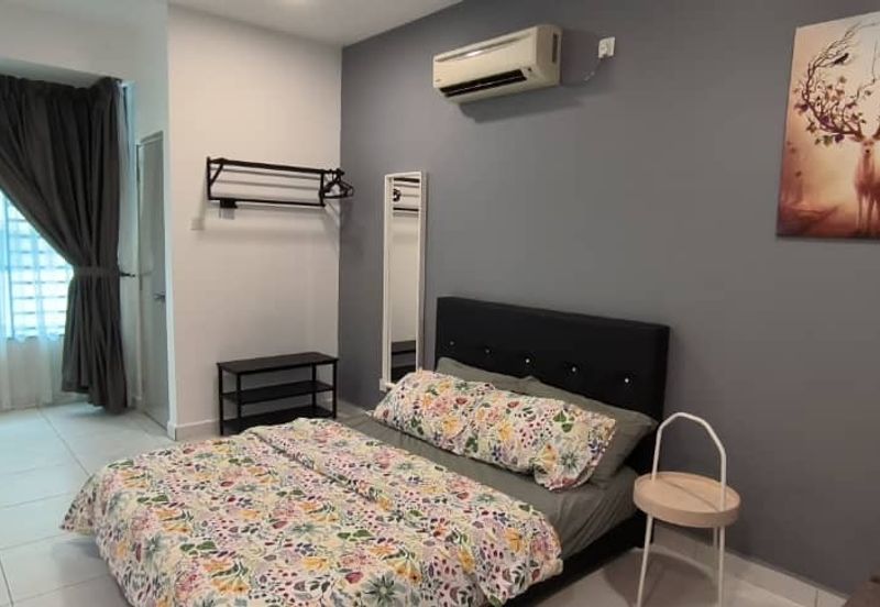 Akademik Suite @ Mount Austin