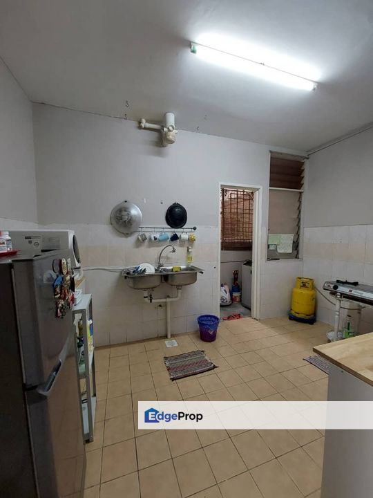 Seri Kembangan Desaminium Rimba 5 Rooms & 3 Bathroom Unit For Sale, Selangor, Puchong South