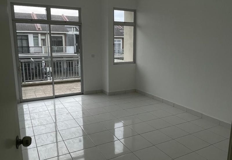 Meridin East The Greenway & The Eden