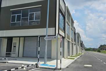 Pusat Komersial Bidara Ria