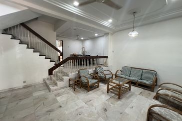 Happy Garden (Taman Gembira)