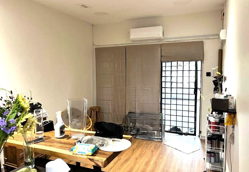 Taman Taynton (Taynton View)