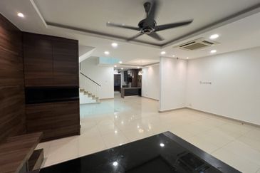 Bukit Suria Sungai Long