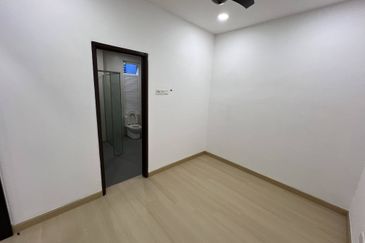 Bukit Suria Sungai Long