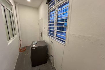 Bukit Suria Sungai Long