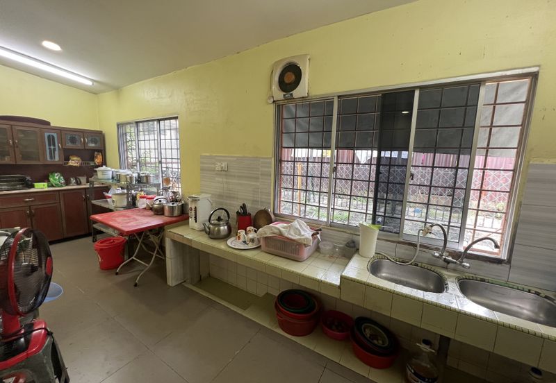 Happy Garden (Taman Gembira)