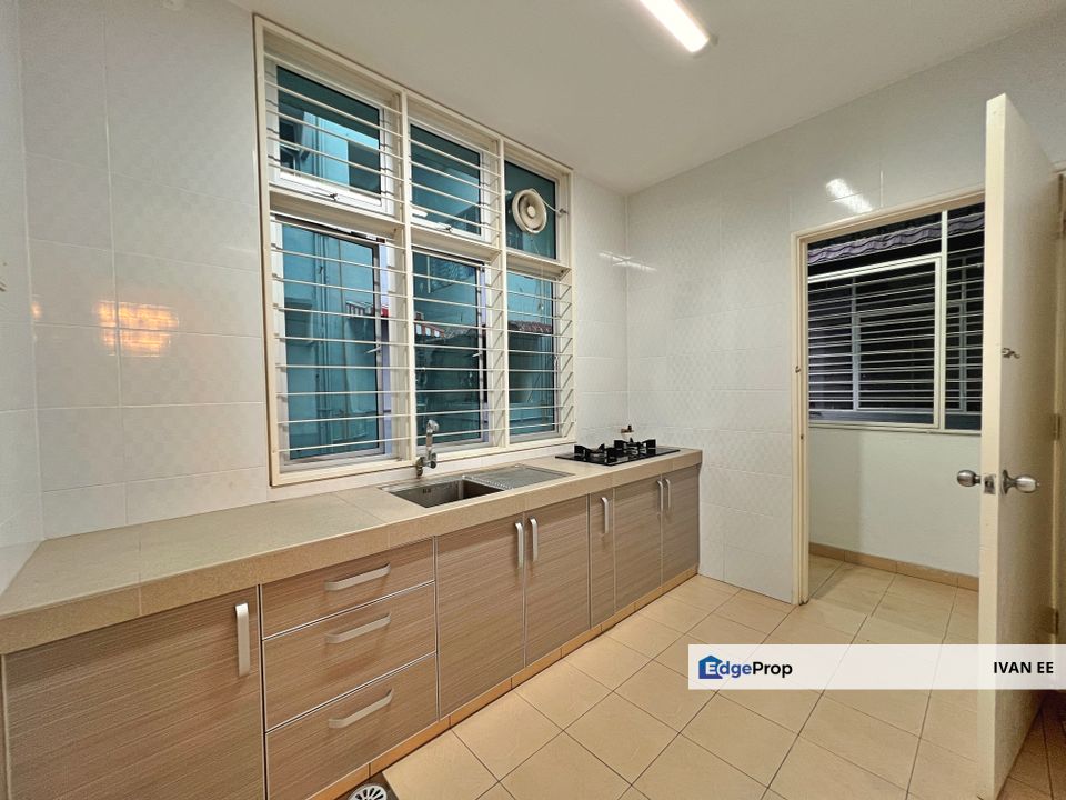 Service Apartment In Putri Apartment Setiawangsa For Sale, Kuala Lumpur, Taman Setiawangsa