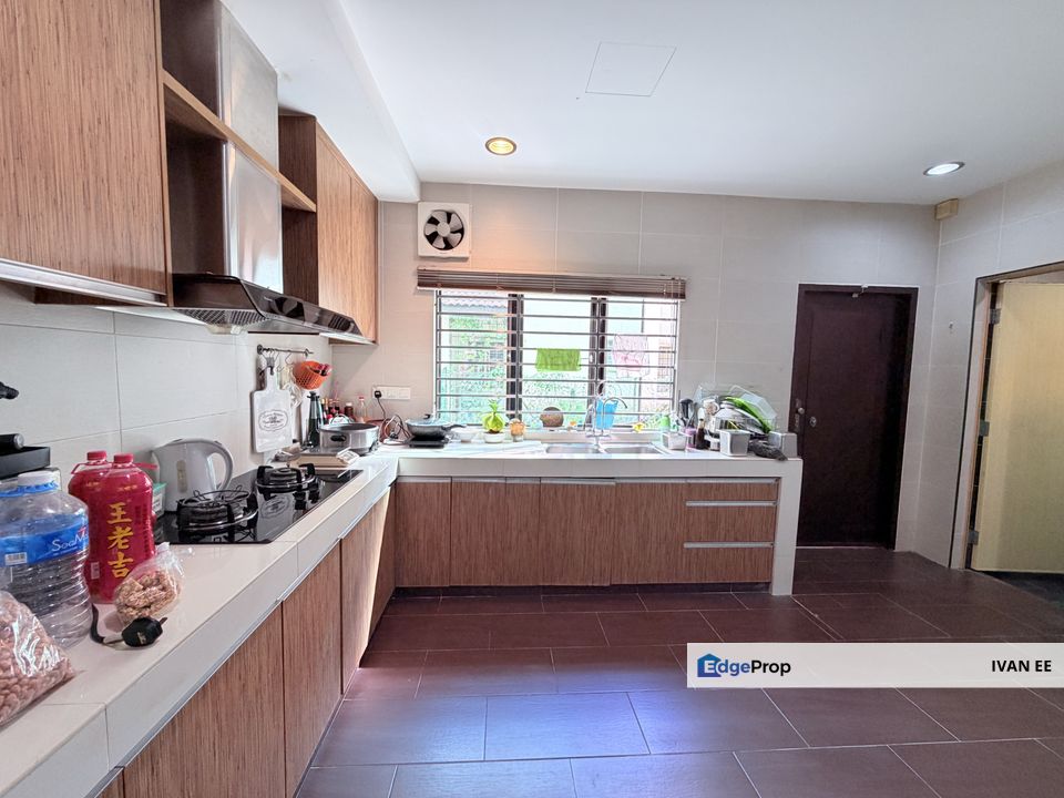 Terrace House In Bandar Mahkota Cheras For Sale, Fully Renovated, Fully Extended, Selangor, Cheras