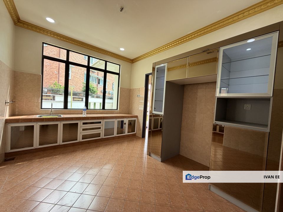 Bungalow House In Desa Permai Bandar Sungai Long For Sale, Selangor, Bandar Sungai Long