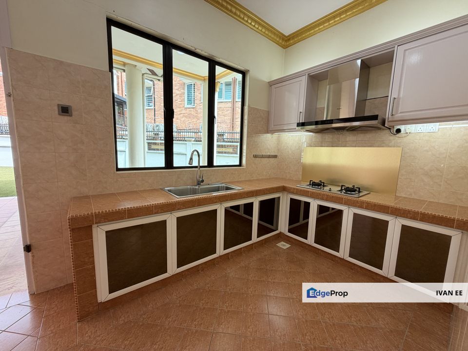 Bungalow House In Desa Permai Bandar Sungai Long For Sale, Selangor, Bandar Sungai Long