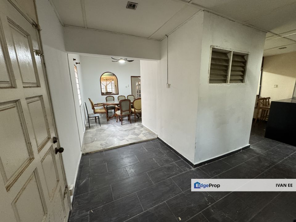 Terrace Superlink House In Bandar Tun Hussein Onn For Sale, Selangor, Cheras
