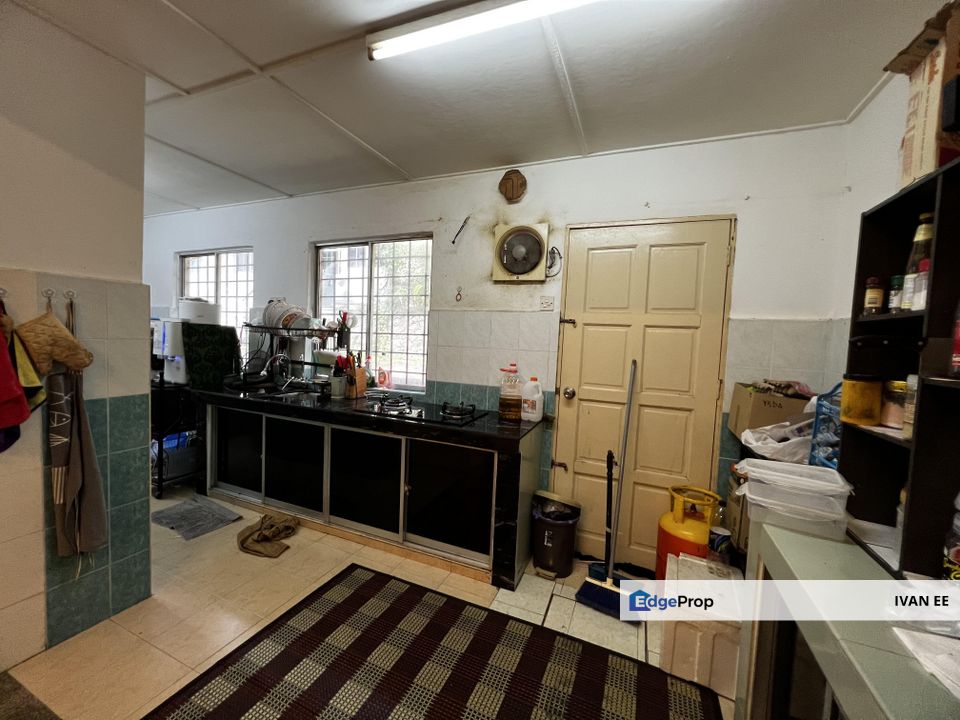 Terrace House In Bandar Mahkota Cheras For Sale, Renovated & Extended., Selangor, Cheras