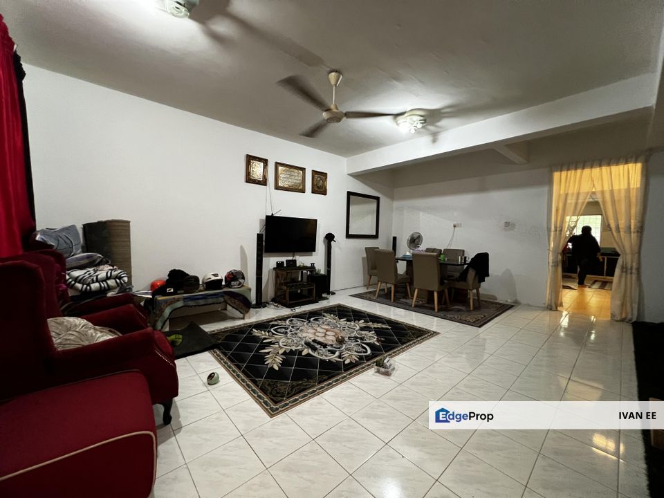 Terrace House In Bandar Mahkota Cheras For Sale, Renovated & Extended., Selangor, Cheras
