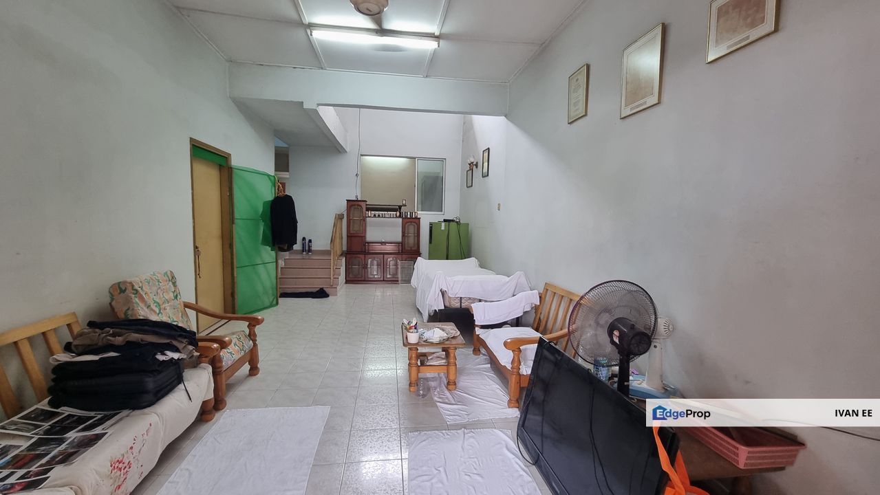 Terrace House In Taman Bukit Anggerik For Sale., Selangor, Cheras