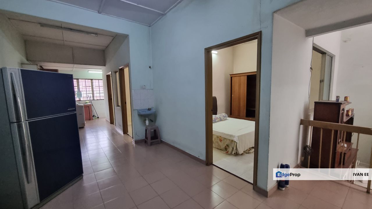 Terrace House In Taman Bukit Anggerik For Sale., Selangor, Cheras
