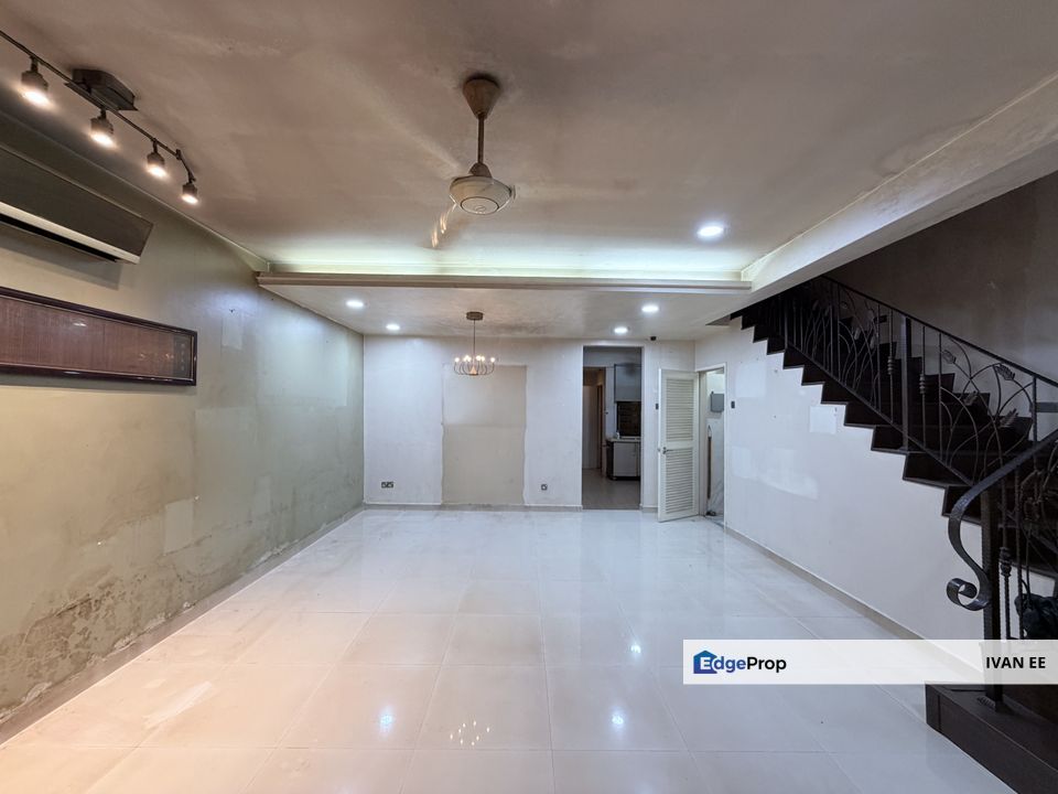 Terrace House In Bandar Mahkota Cheras For Sale, Renovated, Gated & Guarded., Selangor, Cheras