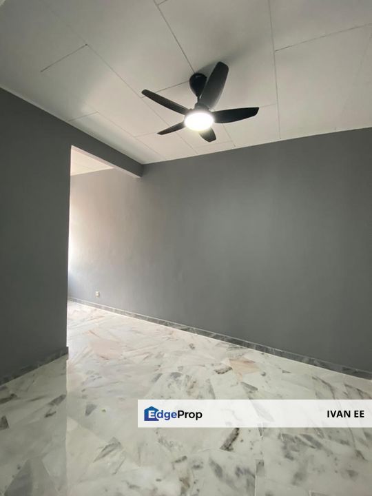 Terrace House In Taman Desa Mewah Semenyih For Rent., Selangor, Semenyih