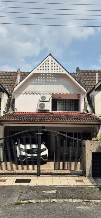 Gasing Indah fully renovated nice two storey terrace/link house 22x75 for sale, Selangor, Petaling Jaya