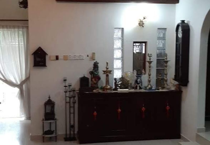 Freehold 1.5 Storey Bungalow SS3 Taman Universiti, Petaling Jaya