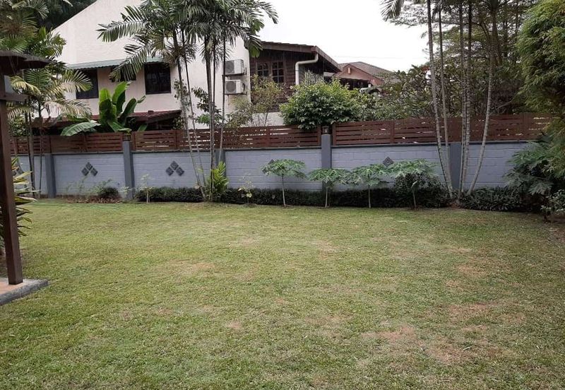 Freehold 1.5 Storey Bungalow SS3 Taman Universiti, Petaling Jaya