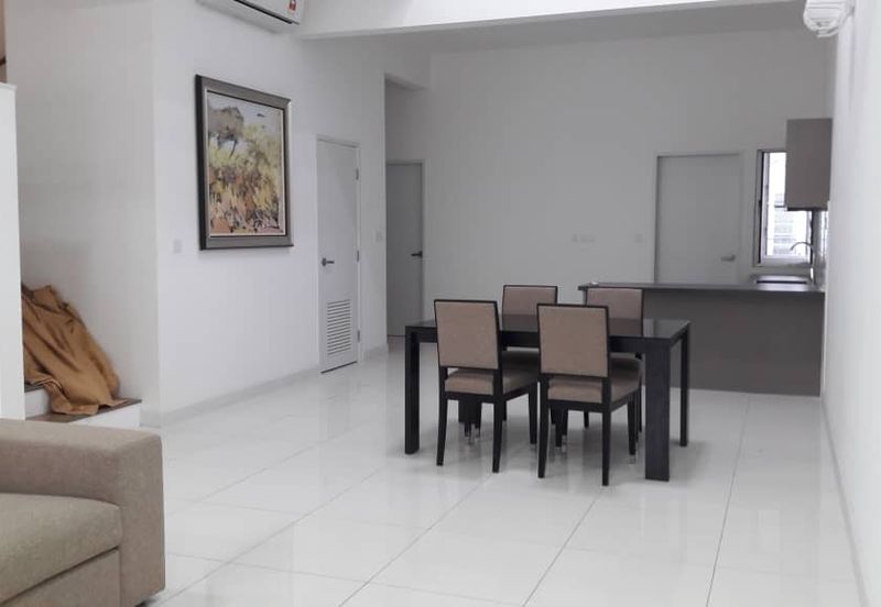 Parkfield Residences, Tropicana Heights