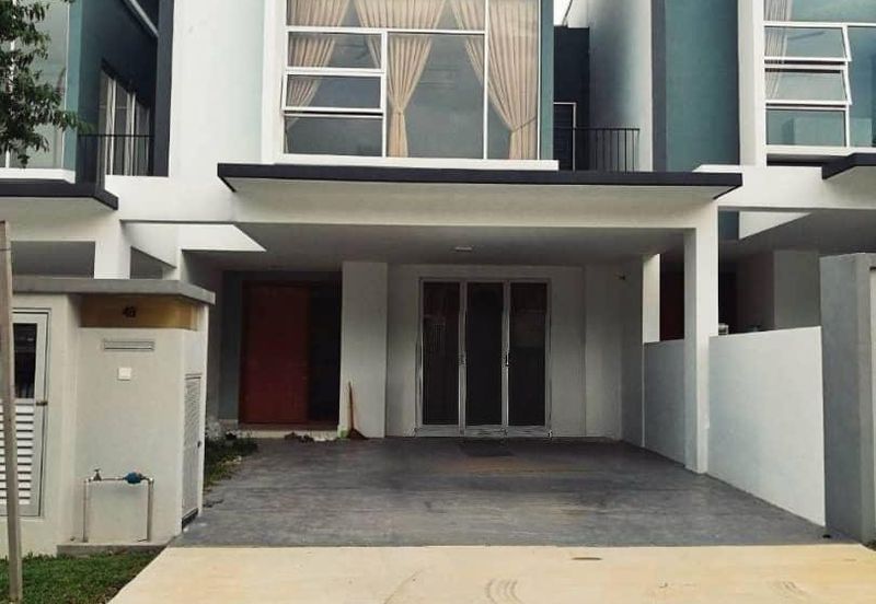 Parkfield Residences, Tropicana Heights