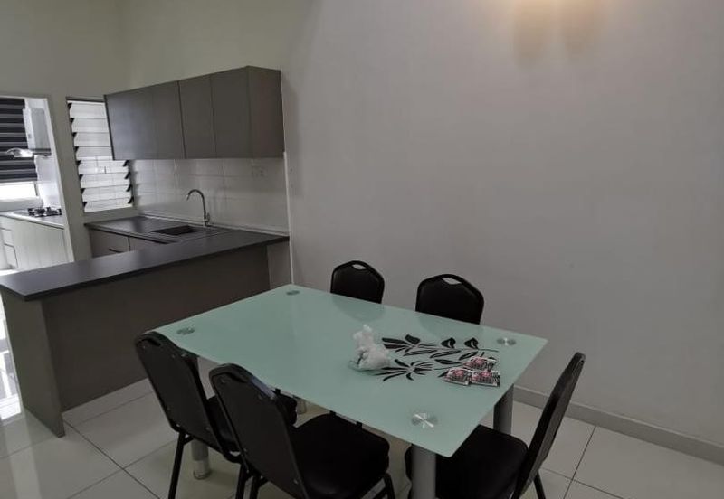 Parkfield Residences, Tropicana Heights