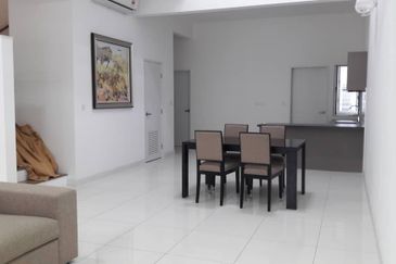 Parkfield Residences, Tropicana Heights