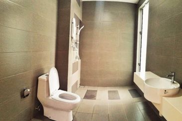 Parkfield Residences, Tropicana Heights