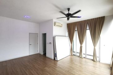 Parkfield Residences, Tropicana Heights