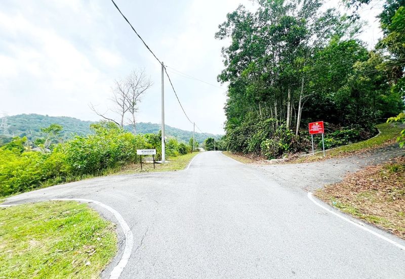 Kampung Jenderam Hulu