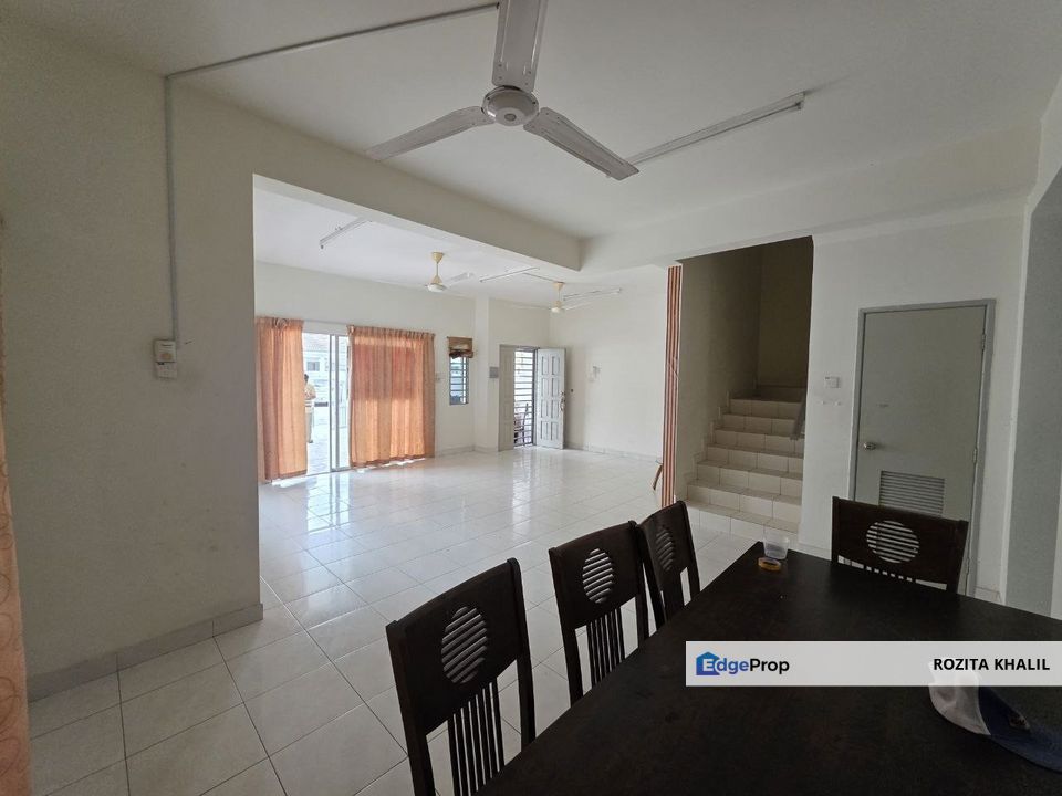 Taman Tasik Semenyih Semi Detached Double Storey House For Sale, Selangor, Semenyih