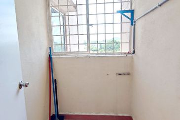 Pangsapuri Putra Damai