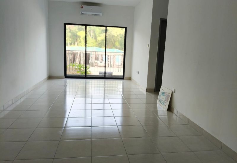 Taman Pinggiran Putra