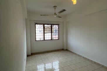 Apartment Mawar, Taman Sutera