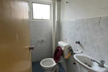 Apartment Mawar, Taman Sutera