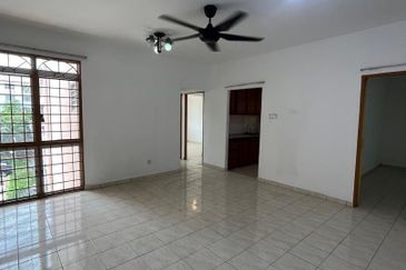 Apartment Mawar, Taman Sutera