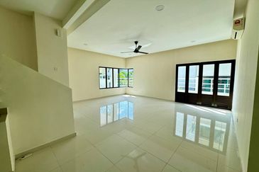 Kampung Sungai Ramal Luar