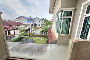 Desa Pinggiran Putra