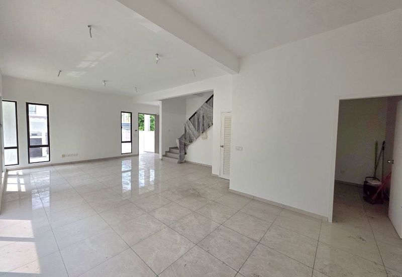 Elmera @ Setia Ecohill 2