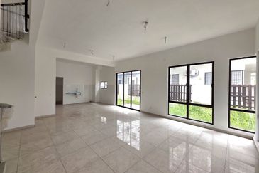 Elmera @ Setia Ecohill 2