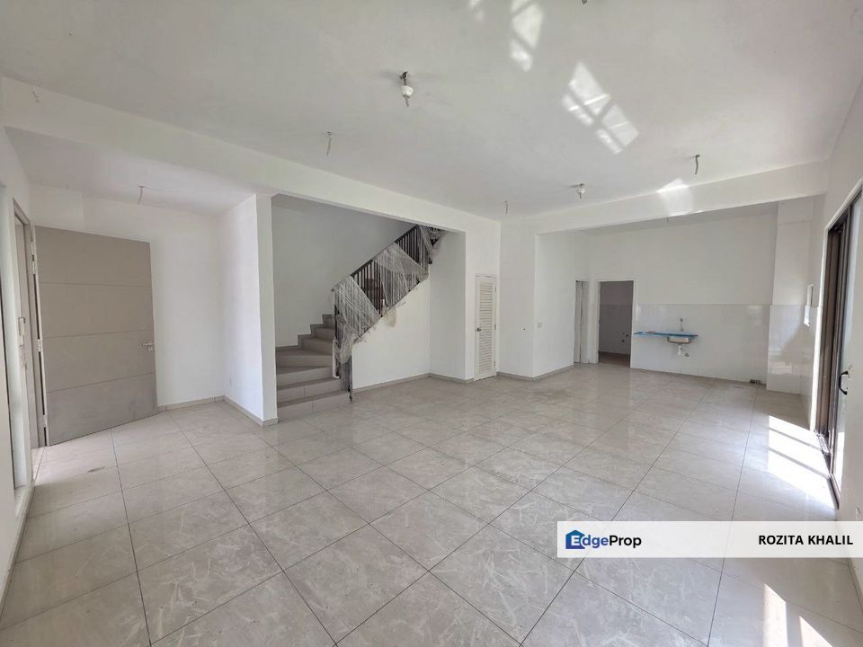 Double Storey Semi D Cluster House Elmera 2 Setia Ecohill For Sale , Selangor, Semenyih