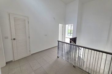 Elmera @ Setia Ecohill 2