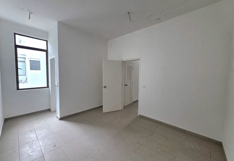 Elmera @ Setia Ecohill 2