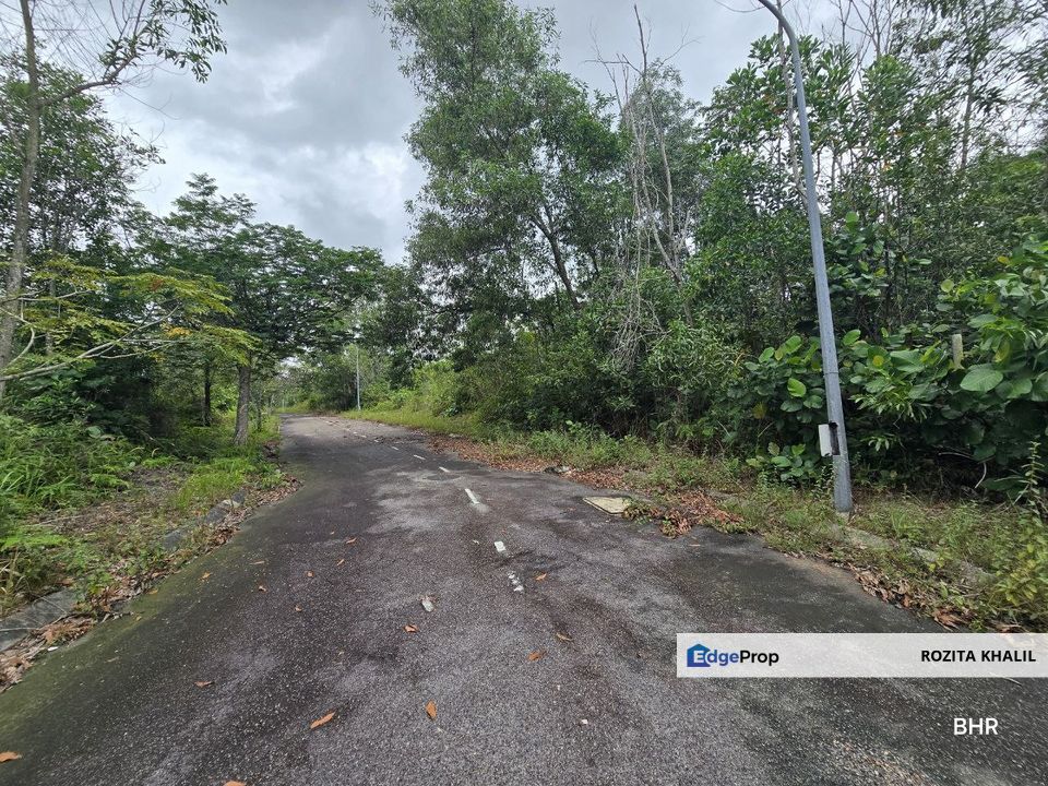 Seksyen 7 Bandar Bukit Mahkota Bungalow Lot For Sale, Selangor, Bangi