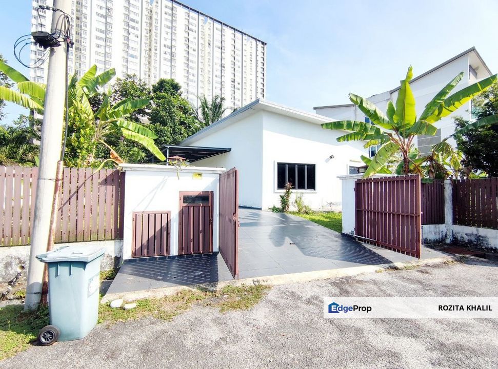 Sungai Ramal Luar Single Storey Bungalow For Rent, Selangor, Kajang