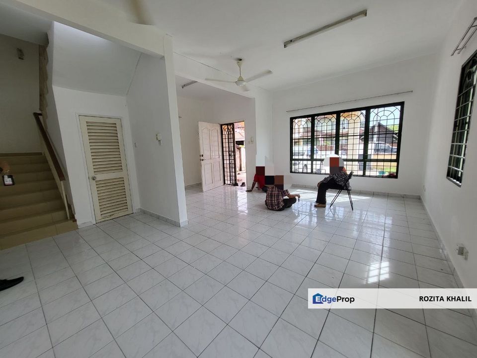 Bandar Tasik Kesuma Beranang Double Storey Semi Detached House Corner For Sale, Selangor, Beranang